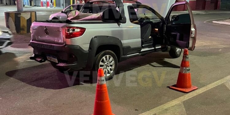 Com auxílio da FICCO de Valadares, PM intercepta veículo clonado e prende suspeito em Igarapé MG