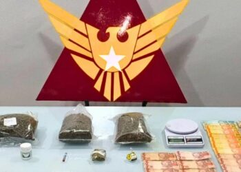 Polícia prende suspeitos e apreende drogas em operação na Ilha dos Araújos, em Valadares