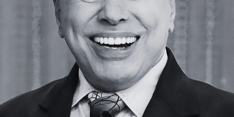 Morre Silvio Santos aos 93 anos neste sábado ( 17/08 ).