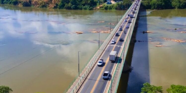 Interdição parcial: EcoRioMinas Realiza obras na Ponte do São Raimundo, em Valadares, nesta Segunda ( 19/08 )