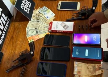 Operação da FICCO de valadares resulta em apreensão de armas, drogas e dinheiro