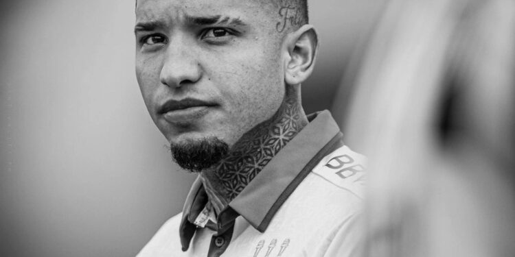 Zagueiro Juan Izquierdo morre em São Paulo após mal súbito em jogo no Morumbis