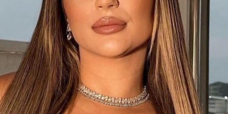 Advogada e influencer Deolane Bezerra é presa em operação da polícia de PE