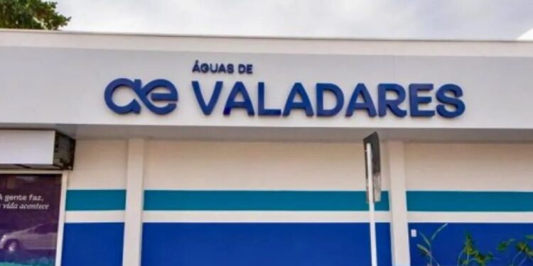 Falta de água no Residencial Serra Lima depende de obras da construtora, diz Águas de Valadares