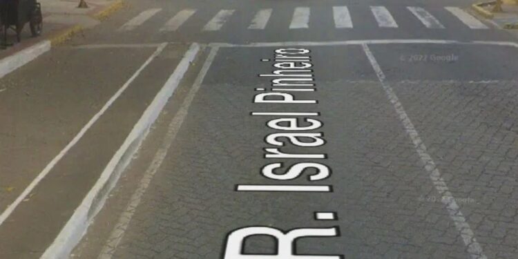 Idoso alega ter tido bicicleta apreendida por empresário, após acidente em Valadares