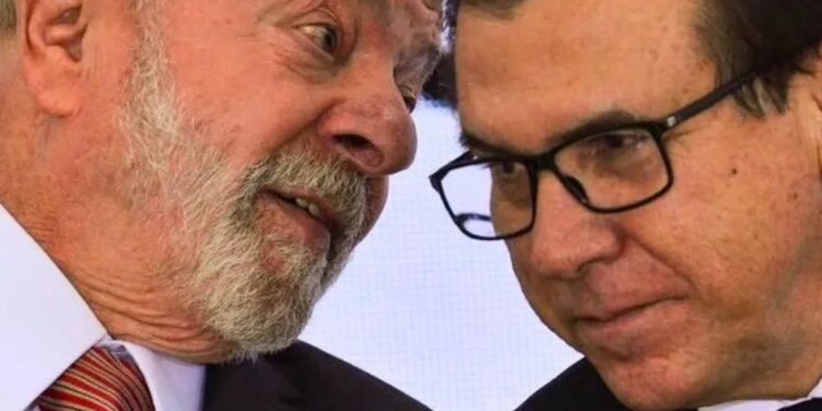 Saque-aniversário do FGTS pode acabar? Ministro confirma aval para encerrar modalidade