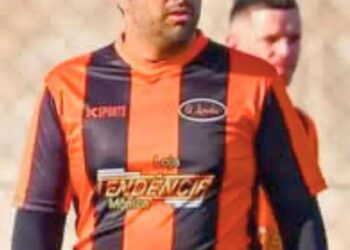 Jogador morre e motorista de ambulância estaria em bar