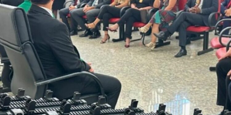 Unidades da Polícia Civil em Valadares e Caratinga recebem armas