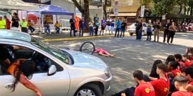 Lançamento da Semana Nacional do Trânsito aconteceu nesta quarta ( 18/09 ), em Valadares