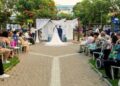 Casamento na praça surpreende, em Governador Valadares.