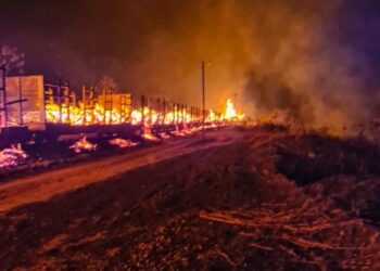 Viagem de trem Vitória-Minas é suspensa após incêndio