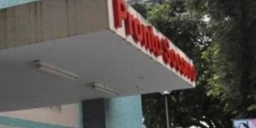 Candidato a vereador invade Hospital Municipal e é retirado pela polícia