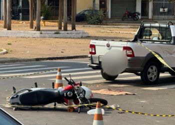 Grave acidente deixa motociclista ferida em Governador Valadares