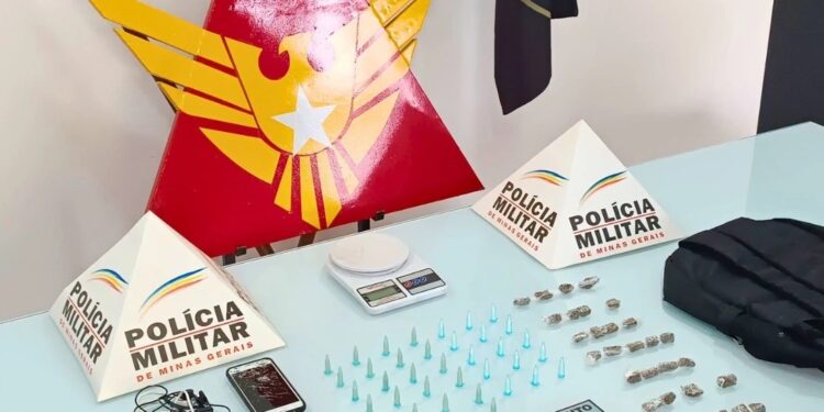 Operação da PM resulta em prisão e apreensão de drogas e dinheiro no Vila Rica, em Valadares