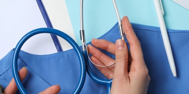 Médico suspeito de abuso sexual é liberado após audiência de custódia e pagamento de fiança em Valadares