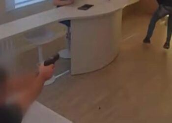 Empresário que atirou em ladrão durante assalto é ouvido e liberado