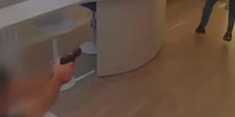 Empresário que atirou em ladrão durante assalto é ouvido e liberado