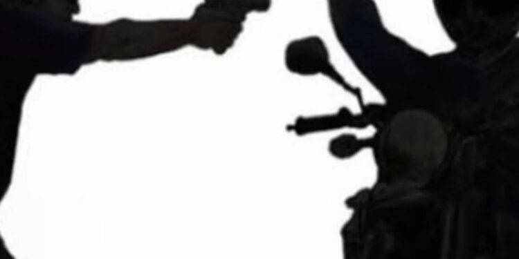 Ladrões armados roubam motos em Governador Valadares