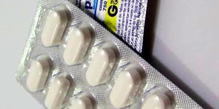 Duas pessoas são intoxicadas com paracetamol por dia em MG