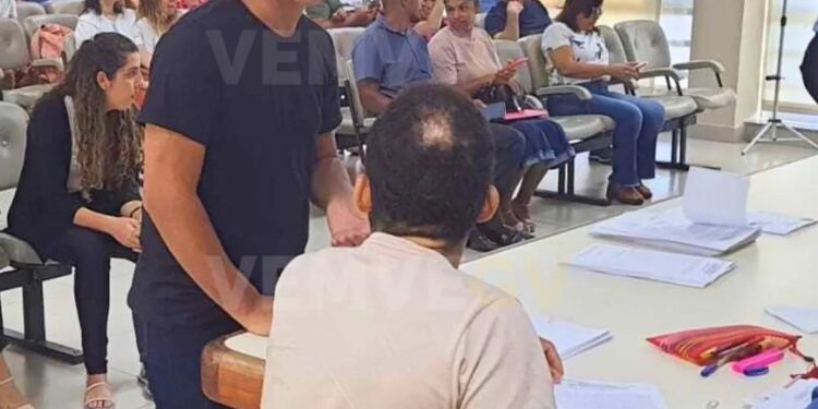 Prefeitura de Valadares nomeia e empossa 60 novos servidores aprovados em concurso