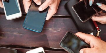 Limites da liberdade de expressão nas redes sociais é tema de aula para jovens em Valadares