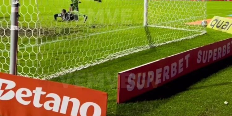 Atlético vence Inter no último minuto