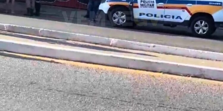 Briga em lanchonete deixa colombianos feridos em Valadares