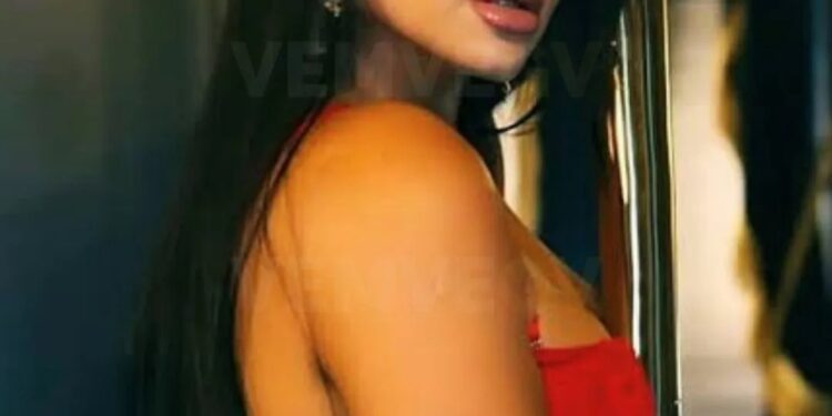 Agente penitenciária brasileira é presa após fazer sexo com detento