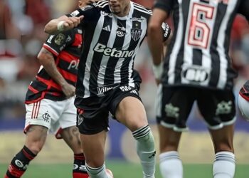 Atlético é derrotado pelo Flamengo por 3 a 1 e precisará de virada na final da Copa do Brasil