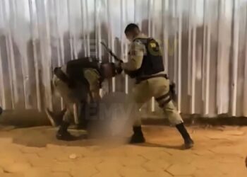 Vídeo de agressão policial circula com informações falsas