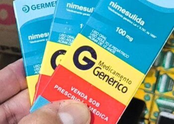 Mulher é presa em Governador Valadares com joias roubadas e remédios controlados que seriam enviados para os EUA