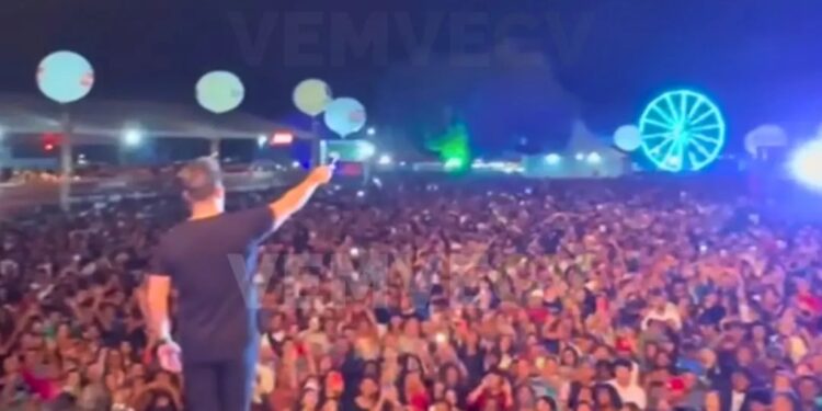 Alemão do Forró encanta público na Expoagro de Governador Valadares