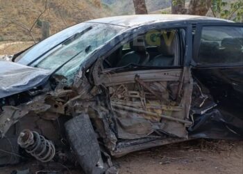 Acidente na MGC-381 em Divino das Laranjeiras deixa cinco feridos