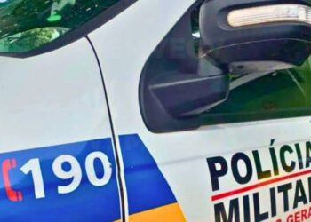 Suspeitos de homicídio invadem casa e um deles é detido por morador, em Governador Valadares