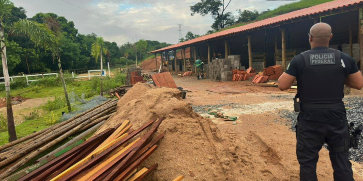 PF combate esquema de envio ilegal de migrantes em Valadares