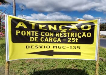 SINFERSI e FIEMG cobram do DNIT solução para restrição de carga na ponte da BR&365, em Pirapora (MG)
