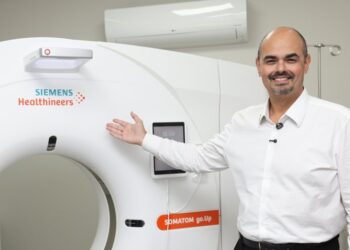 Candidatura de Simões não decola em Minas