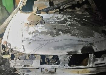 Carro é incendiado em Galiléia e dono levanta suspeita de crime