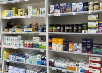 Câmara libera venda de medicamentos em supermercados