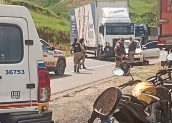 Perseguição termina com prisão por porte ilegal de arma na BR-381, em Valadares