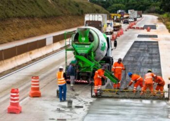BR-381 tem ‘pare e siga’ entre Caeté e Valadares até sábado