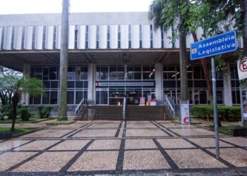 68 deputados estaduais buscam a reeleição