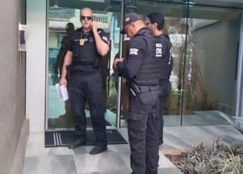 Polícia Civil faz operação em endereços ligados ao prefeito de Valadares