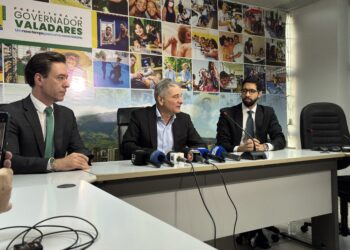 Reconduzido ao cargo, Coronel Sandro faz primeiro pronunciamento