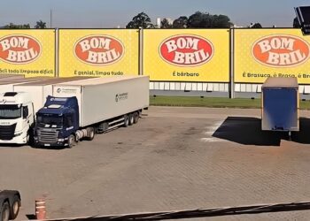 Homem mata três funcionários dentro da fábrica da Bombril em SP