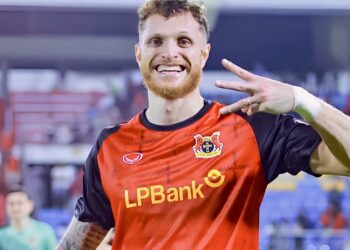 Valadarense é campeão da ASEAN Cup pelo Vietnã