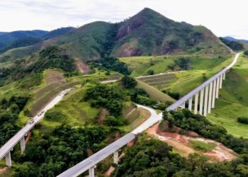 BR-381 terá 270 mil veículos no feriado