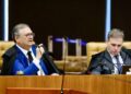 Dino reintegra Andrei Rodrigues ao comando da PF