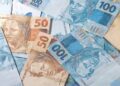 Primeira parcela do 13º salário deve ser paga até 30 de novembro