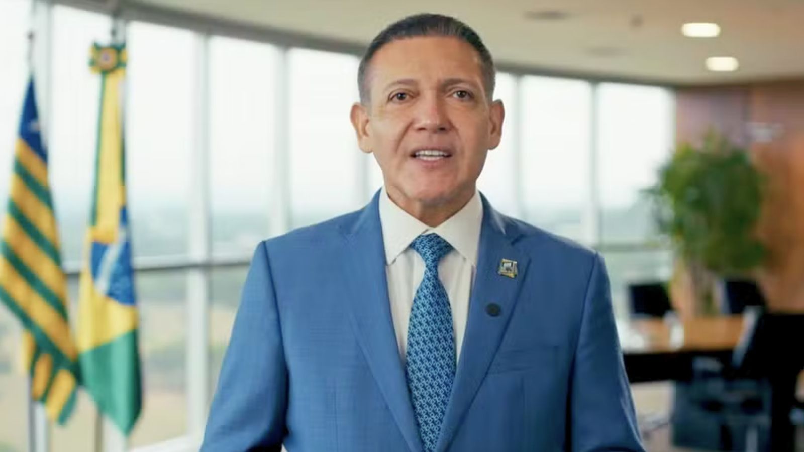 Nunes Marques cogita libertar Bolsonaro